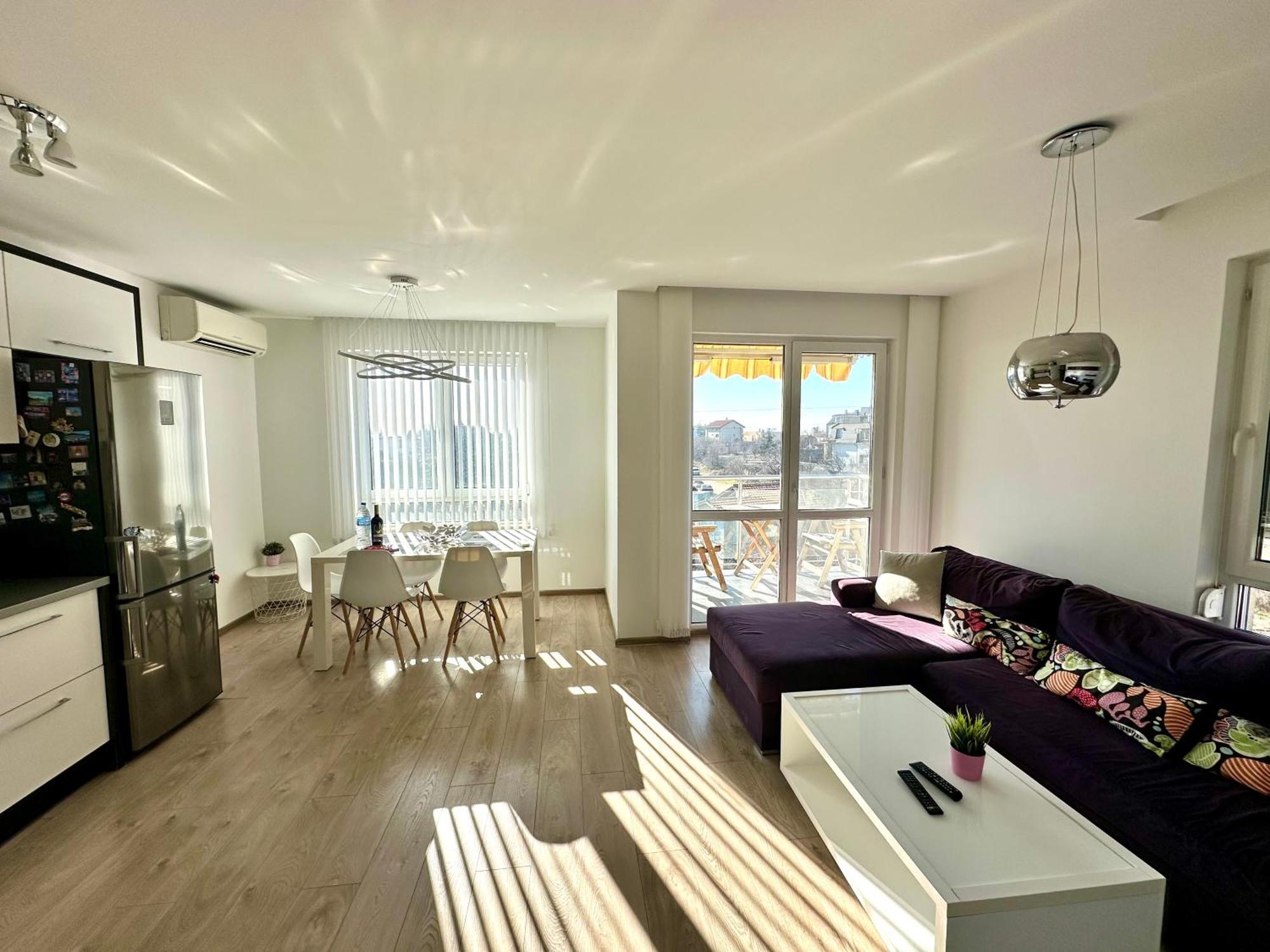 Briz Apartment; 2 Bdr; 6 Guests; Private Parking Varna Exteriér fotografie
